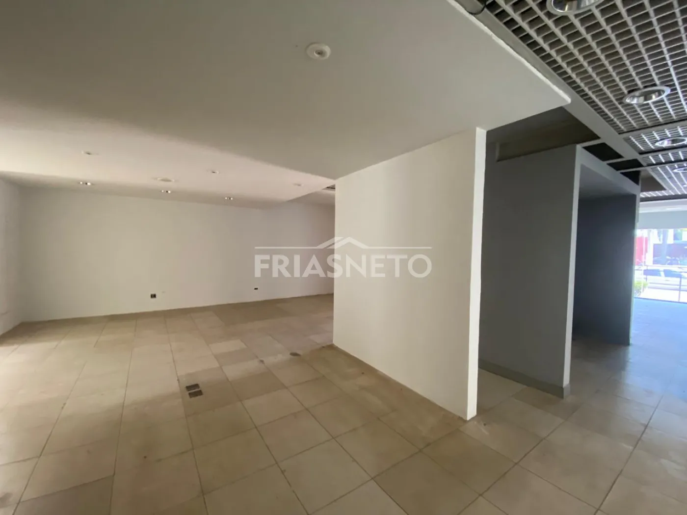 Alugar Comercial / Imóvel Comercial em Piracicaba R$ 18.000,00 - Foto 24