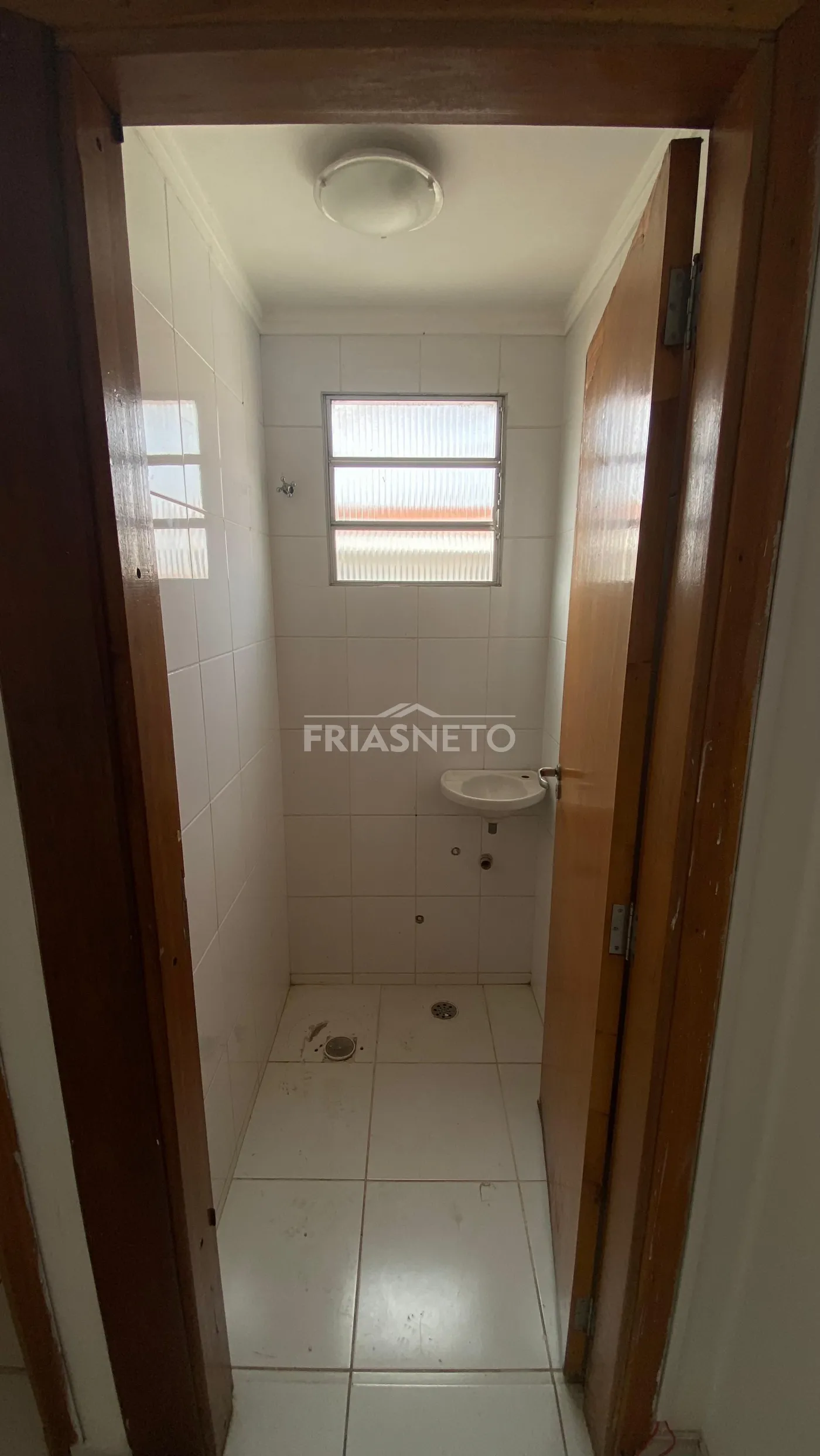 Alugar Comercial / Salão em Piracicaba R$ 1.150,00 - Foto 11