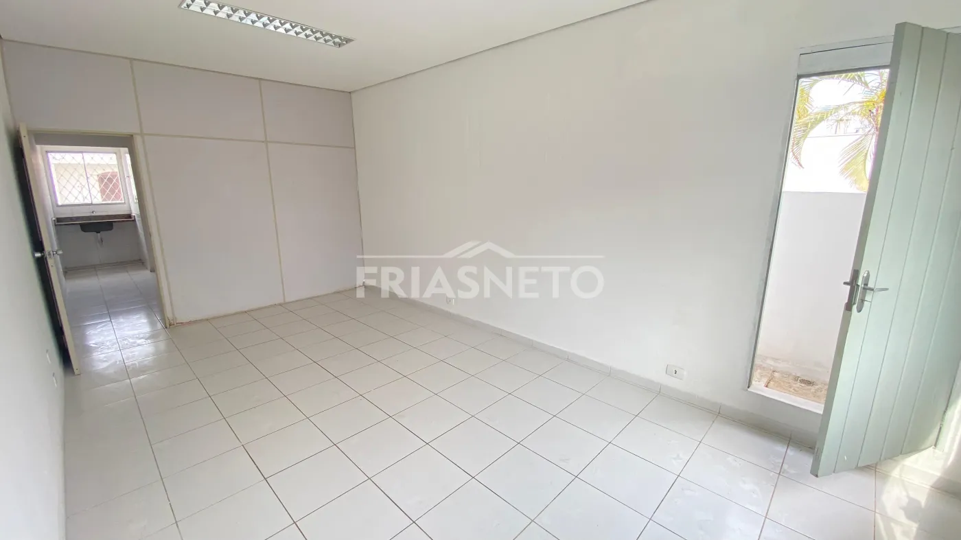Alugar Comercial / Salão em Piracicaba R$ 1.150,00 - Foto 18