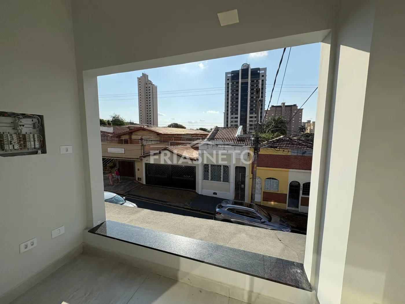 Alugar Comercial / Sala em Piracicaba R$ 1.300,00 - Foto 4
