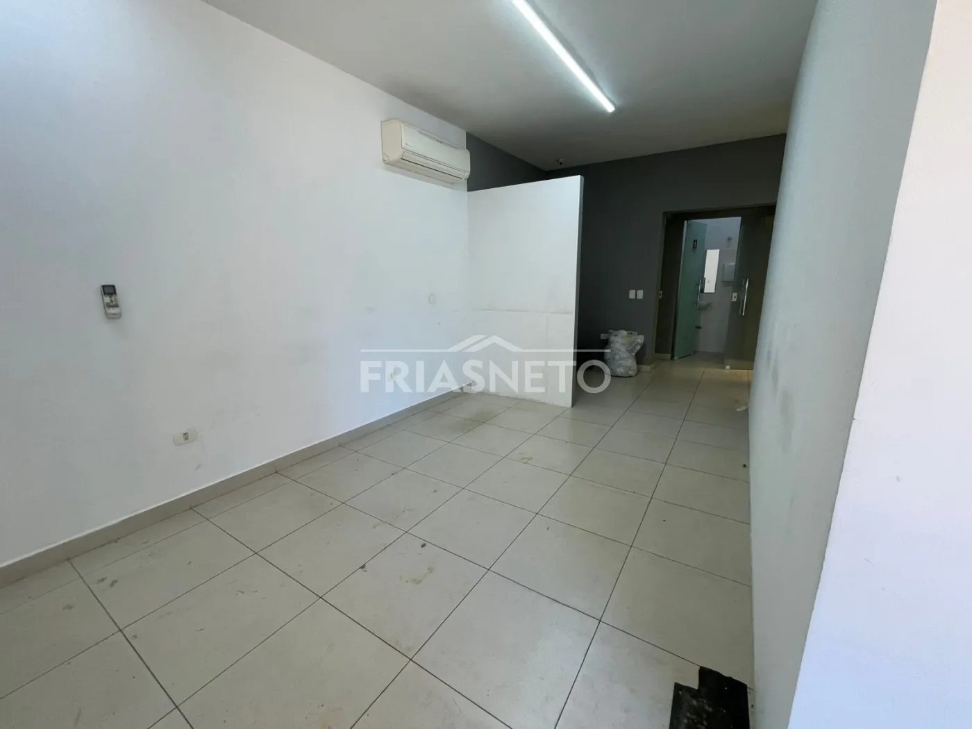 Alugar Comercial / Salão em Piracicaba R$ 4.500,00 - Foto 14