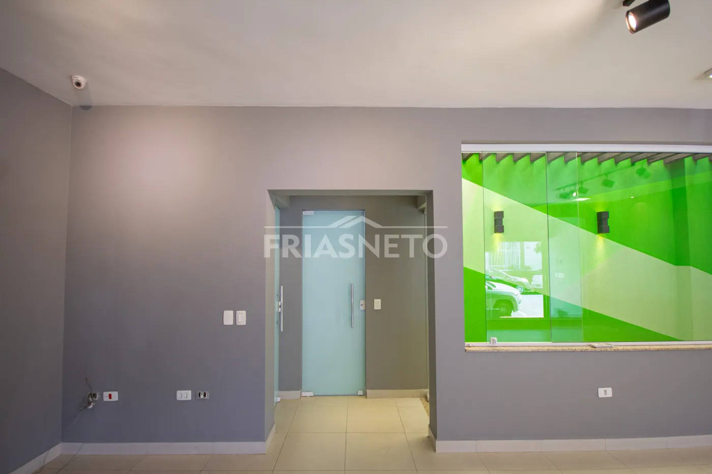 Alugar Comercial / Salão em Piracicaba R$ 4.500,00 - Foto 4