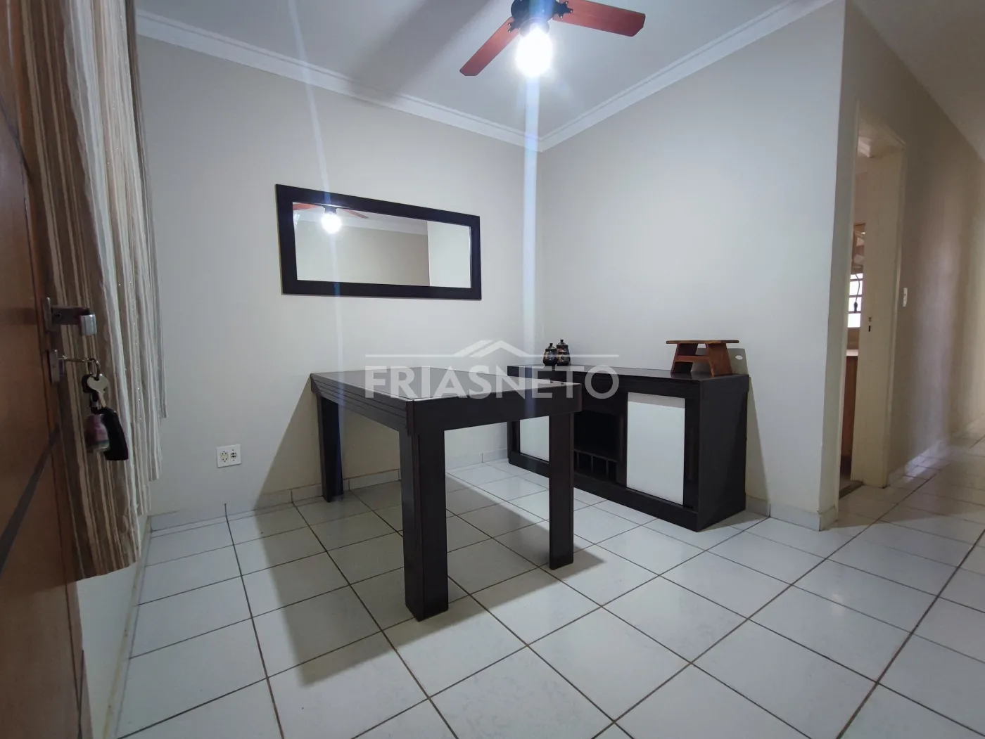 Alugar Residencial / Casa em Piracicaba R$ 2.100,00 - Foto 8