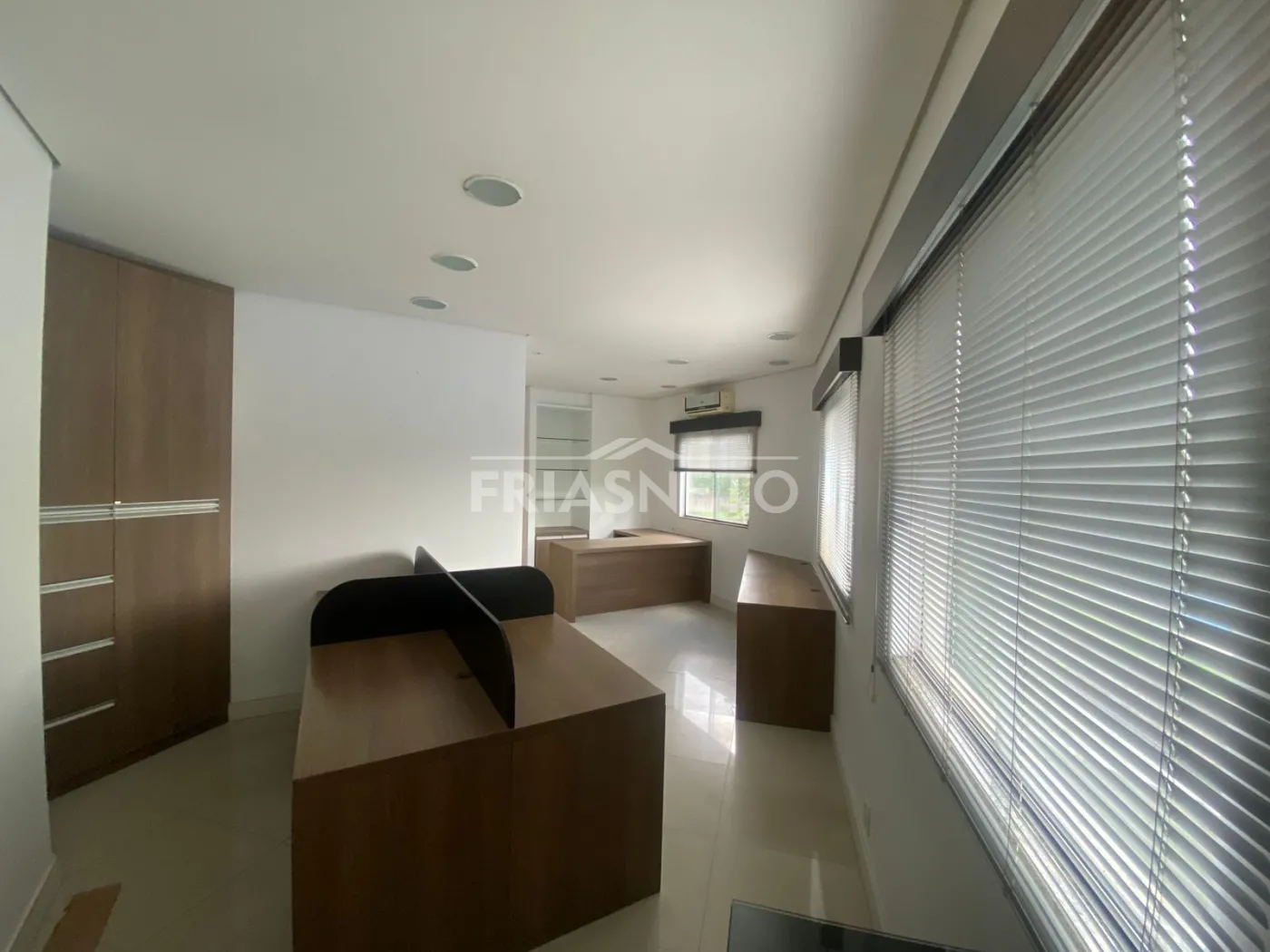Alugar Comercial / Sala em condomínio em Piracicaba R$ 3.500,00 - Foto 8
