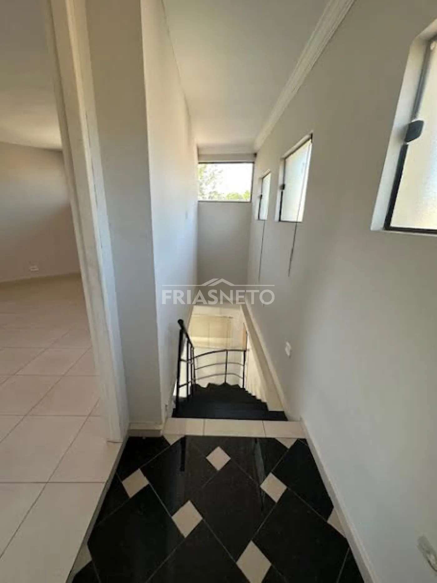 Alugar Comercial / Salão em Condomínio em Piracicaba R$ 4.000,00 - Foto 17