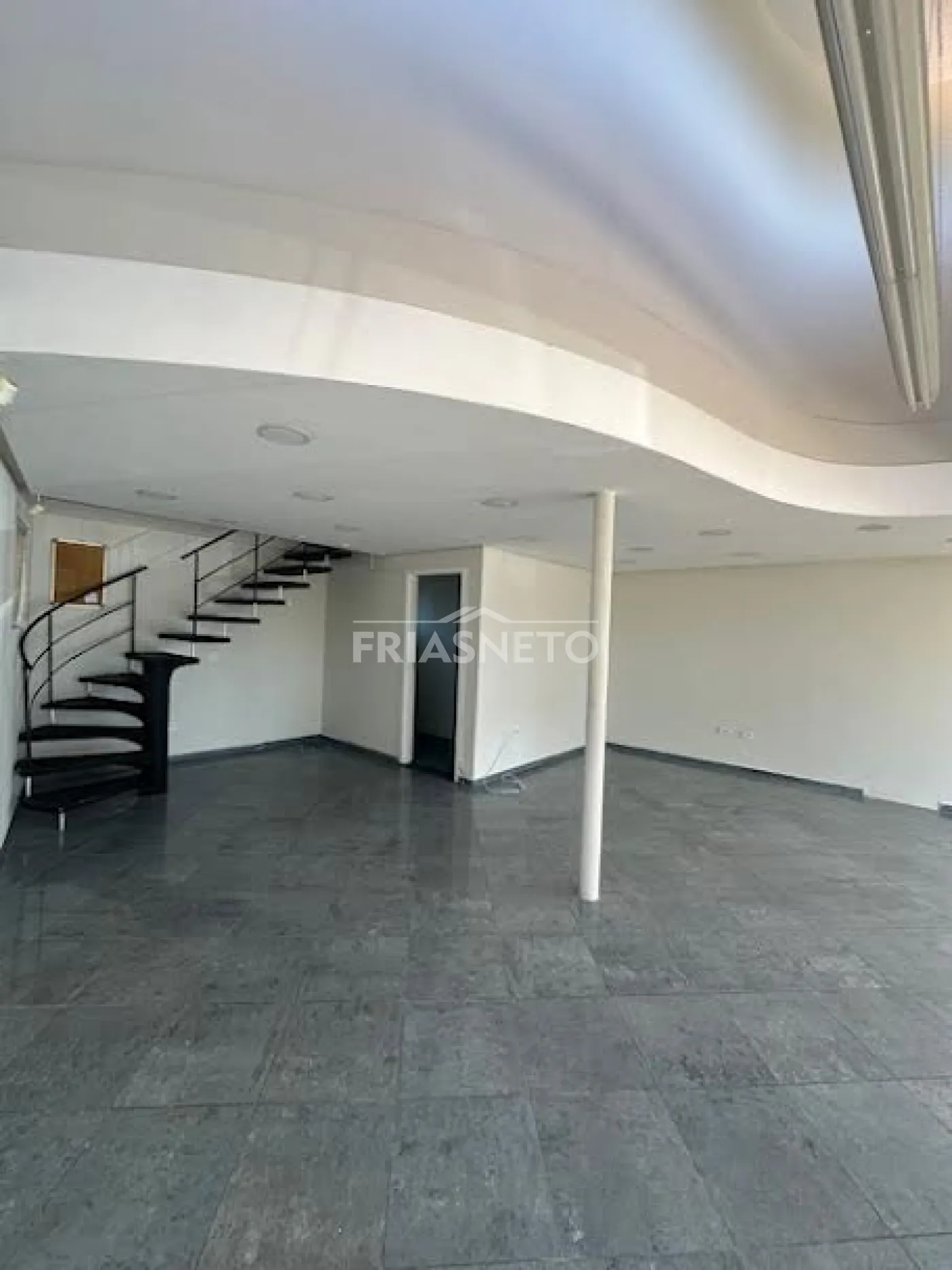 Alugar Comercial / Salão em Condomínio em Piracicaba R$ 4.000,00 - Foto 21