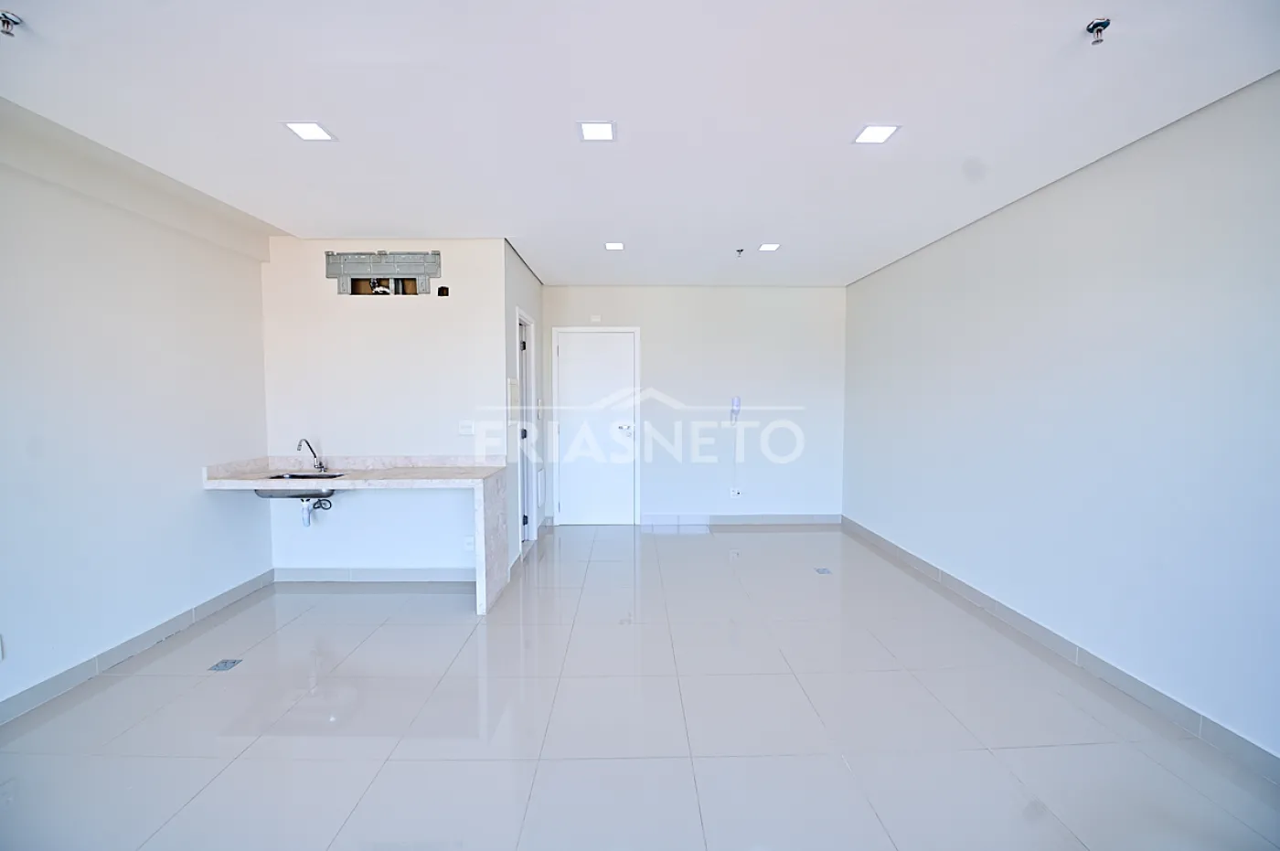 Alugar Comercial / Sala em condomínio em Piracicaba R$ 3.300,00 - Foto 4