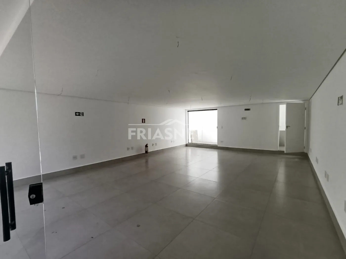 Alugar Comercial / Salão em Piracicaba R$ 2.500,00 - Foto 3