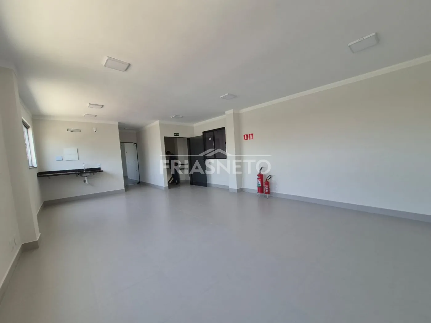 Alugar Comercial / Galpão em Condomínio em Santa Bárbara D`Oeste R$ 19.000,00 - Foto 9