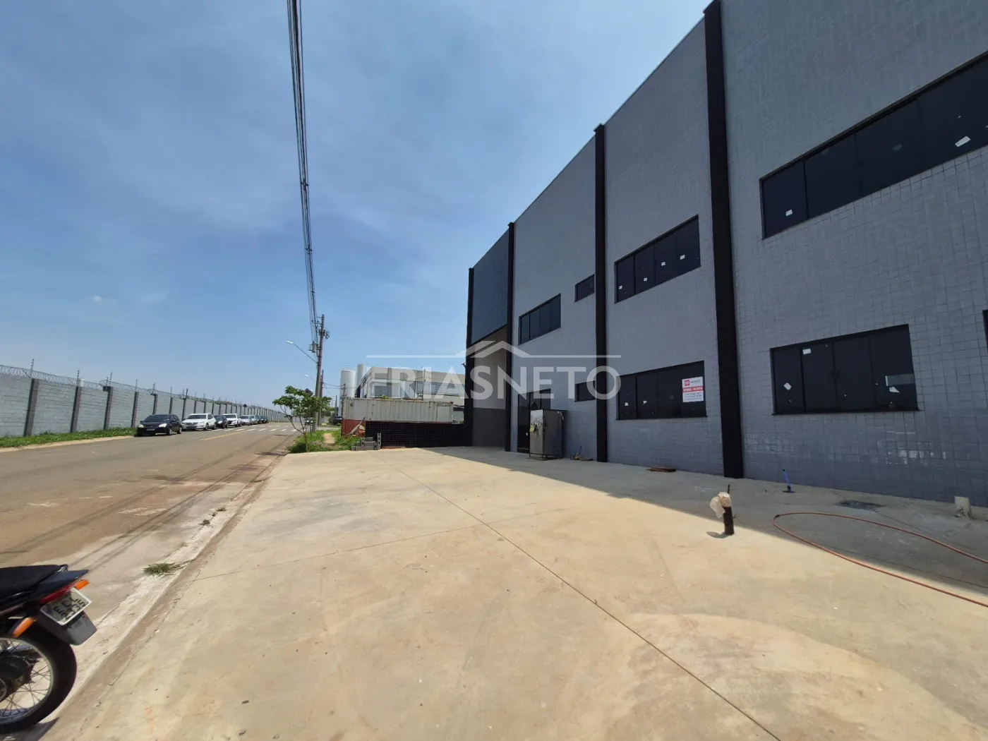 Alugar Comercial / Galpão em Condomínio em Santa Bárbara D`Oeste R$ 18.000,00 - Foto 8