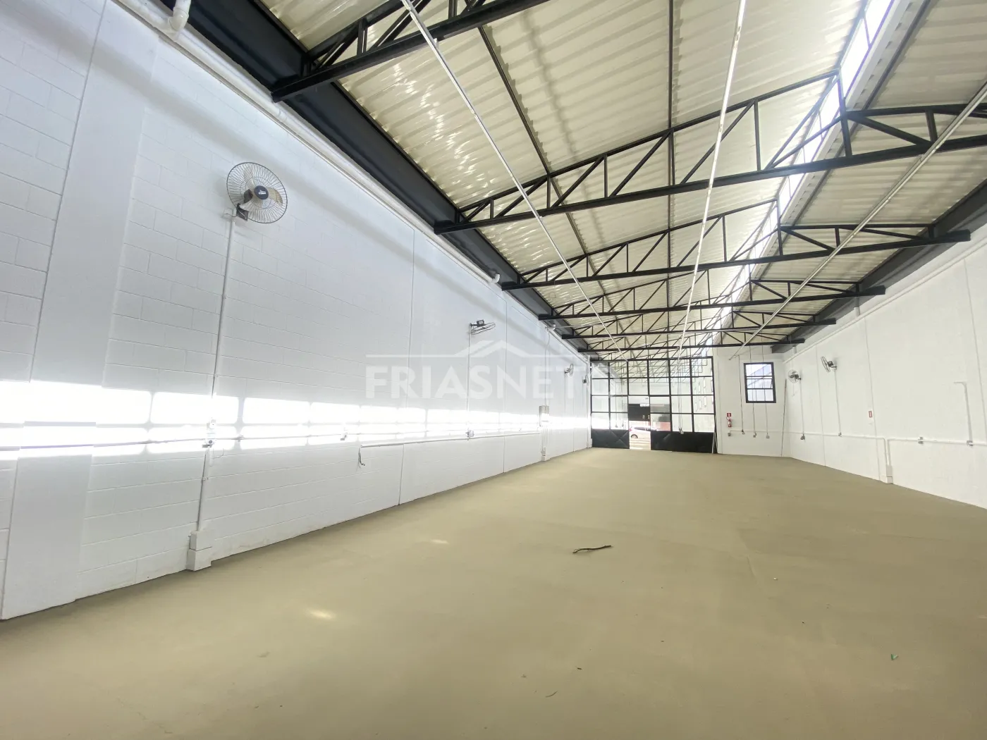 Alugar Comercial / Salão em Piracicaba R$ 8.200,00 - Foto 1