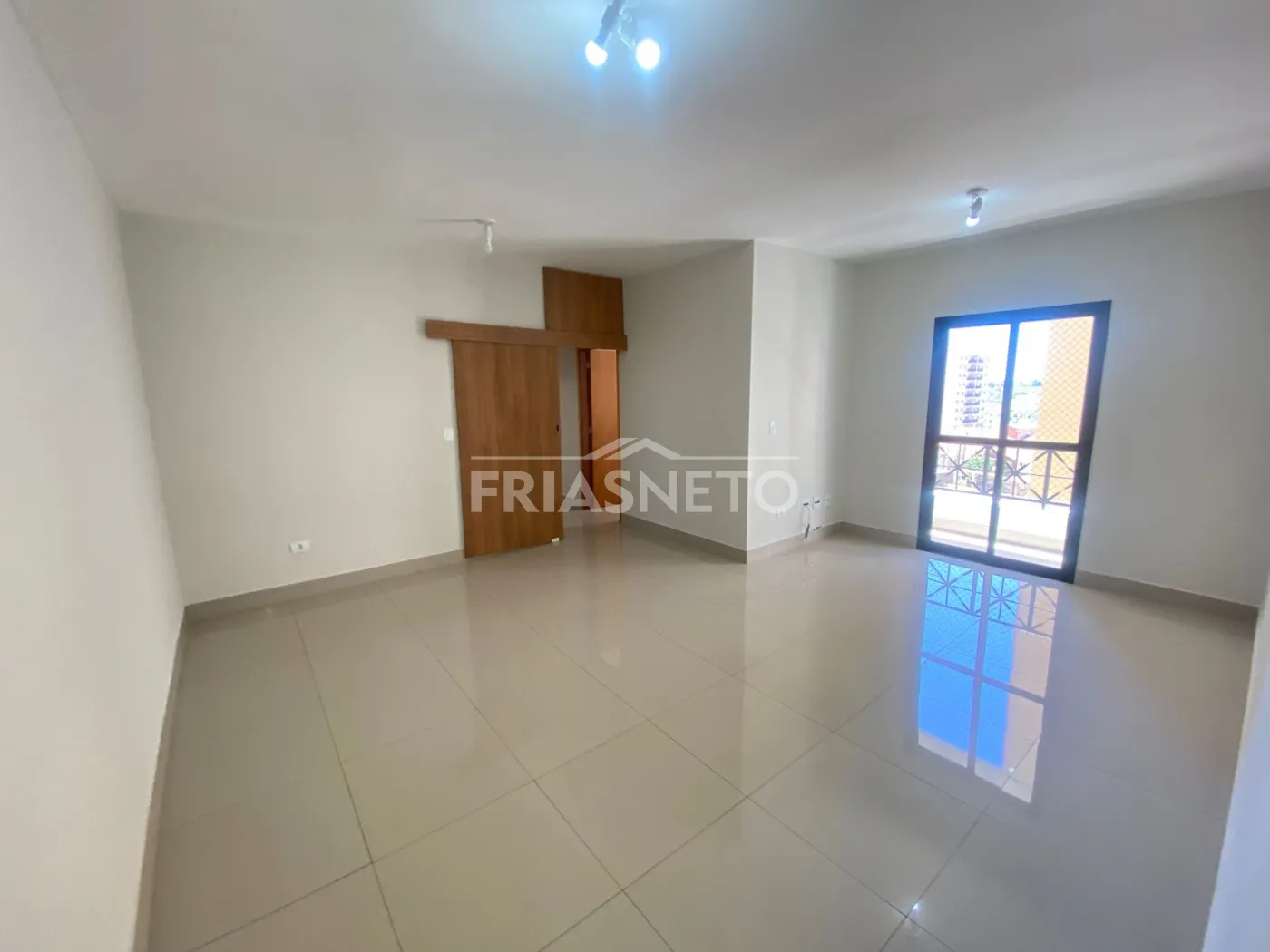 Alugar Residencial / Apartamento em Piracicaba R$ 2.500,00 - Foto 1