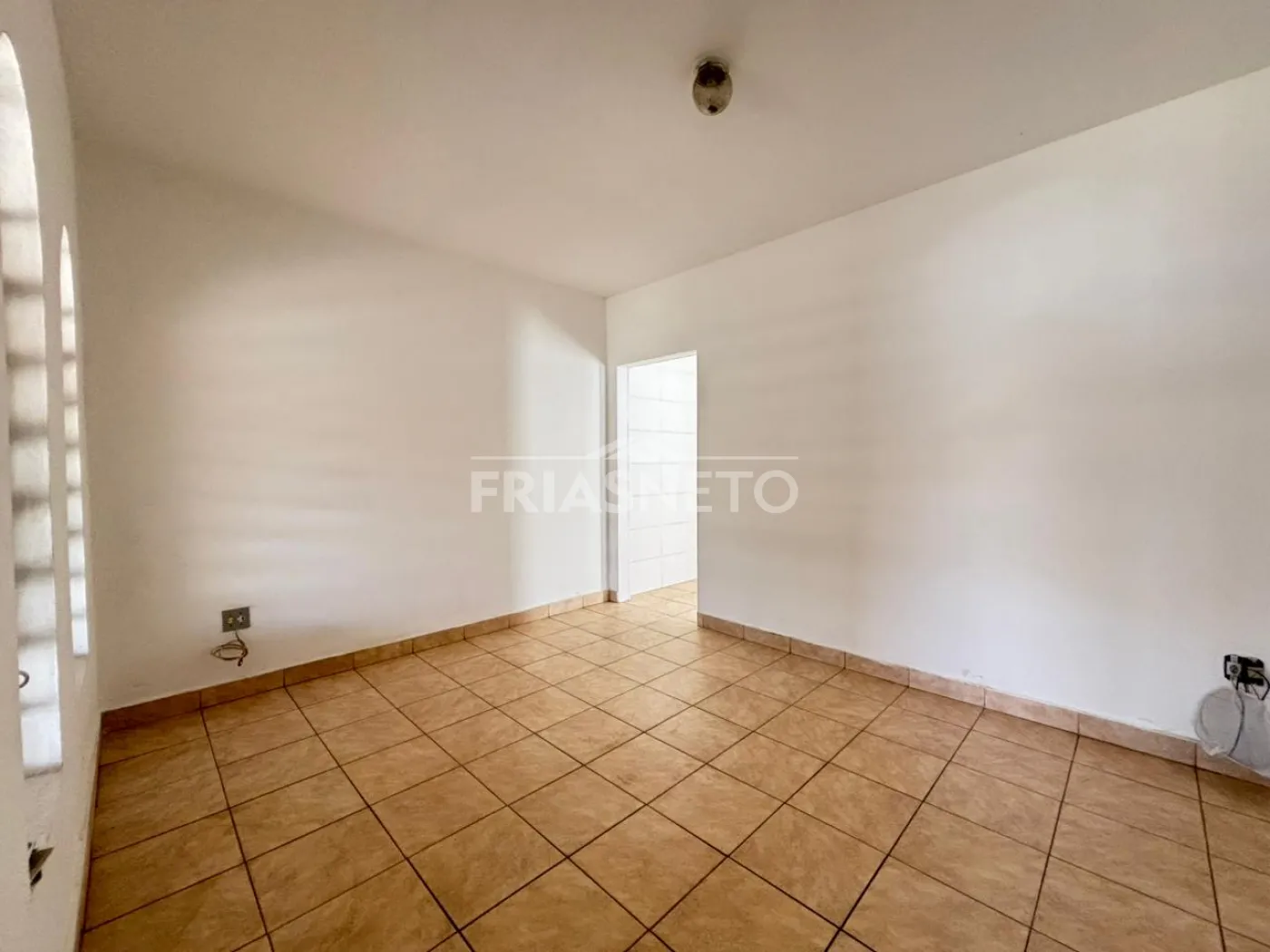 Comprar Residencial / Casa em Piracicaba R$ 300.000,00 - Foto 3