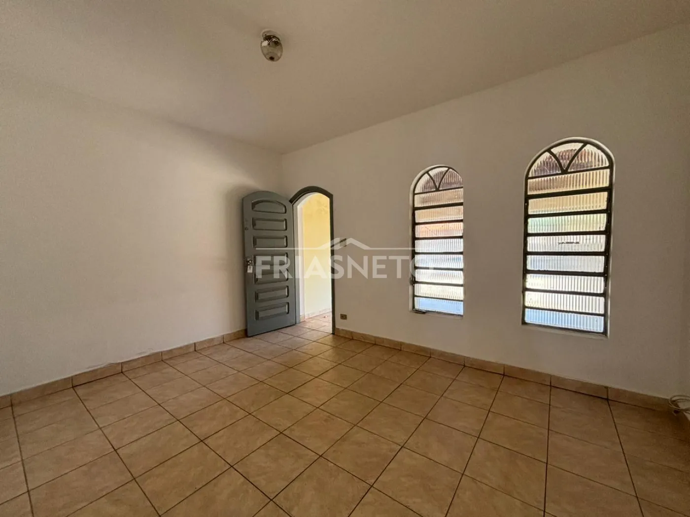 Comprar Residencial / Casa em Piracicaba R$ 300.000,00 - Foto 4