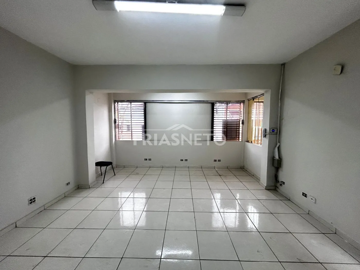 Alugar Comercial / Imóvel Comercial em Piracicaba R$ 2.500,00 - Foto 1