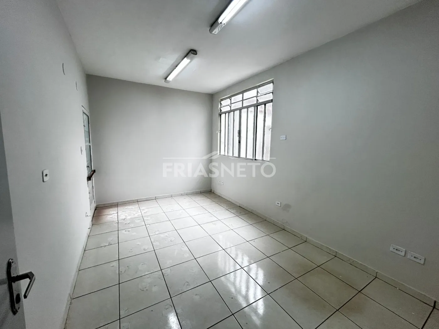 Alugar Comercial / Imóvel Comercial em Piracicaba R$ 2.500,00 - Foto 8