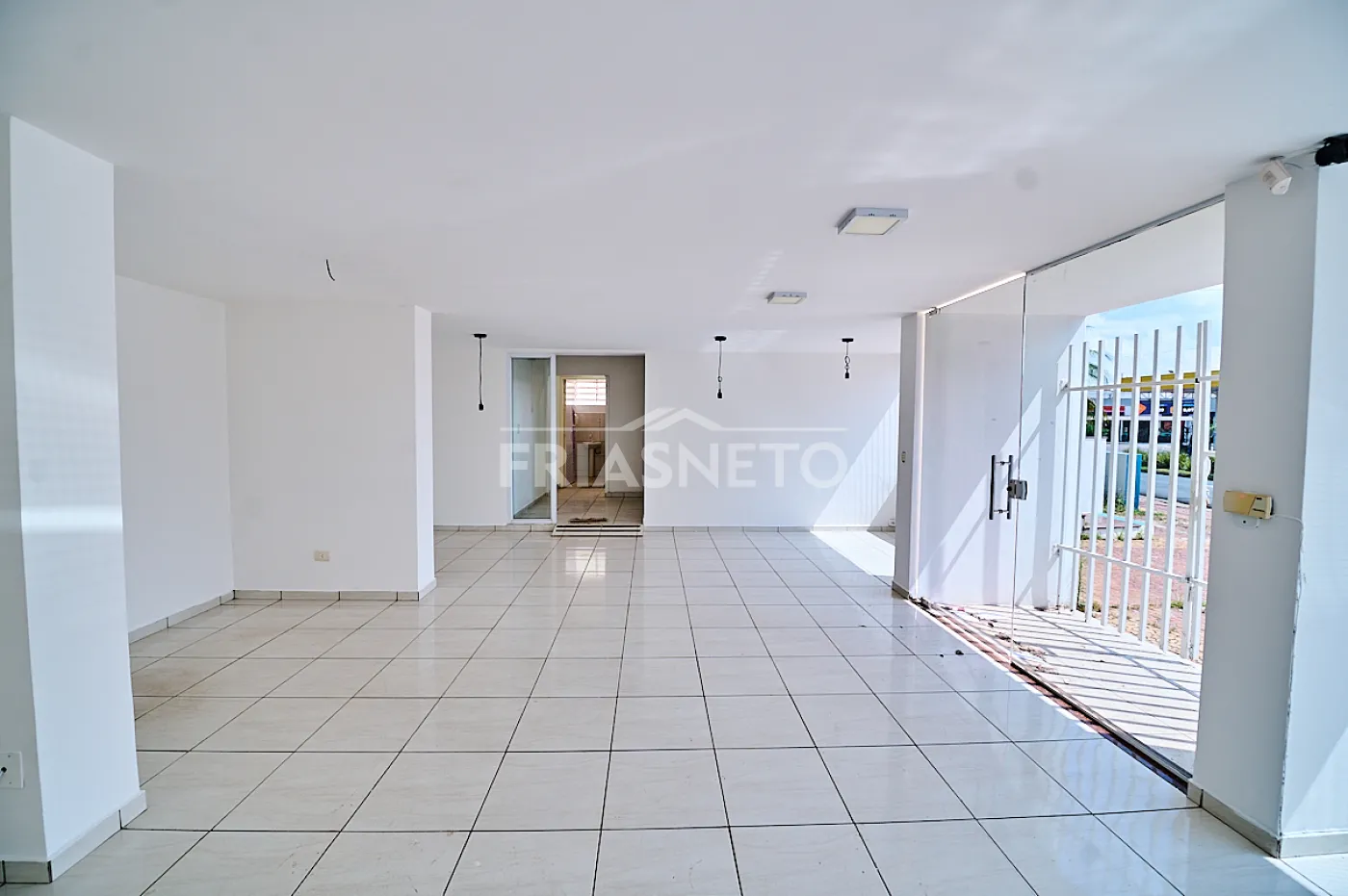 Alugar Comercial / Salão em Piracicaba R$ 5.500,00 - Foto 6