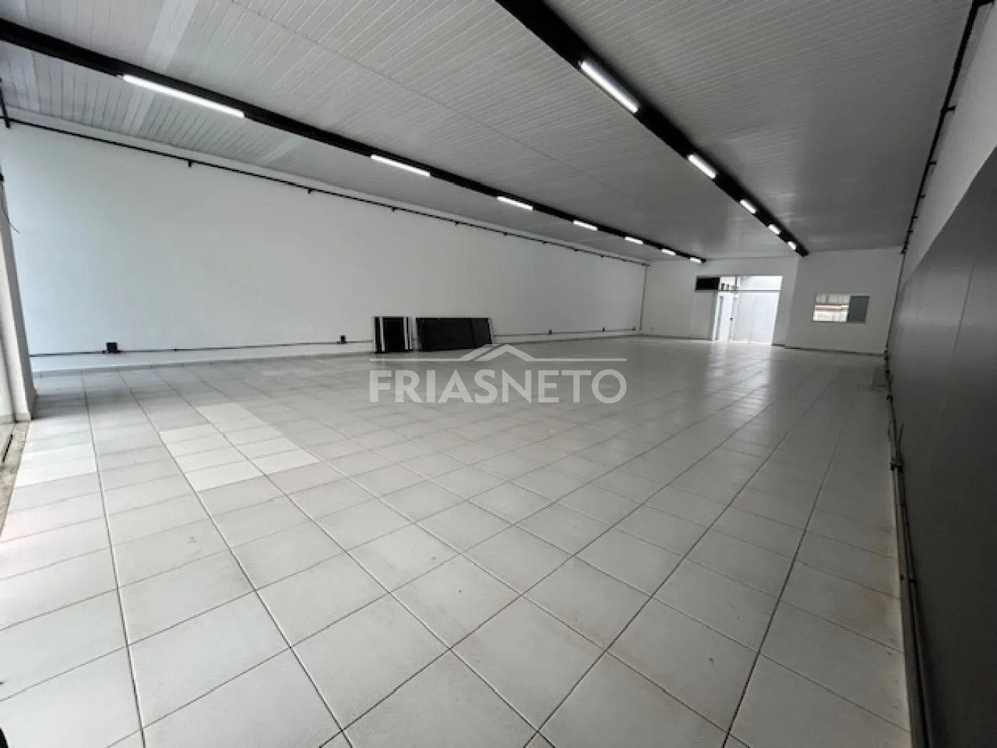 Alugar Comercial / Salão em Piracicaba R$ 5.800,00 - Foto 4
