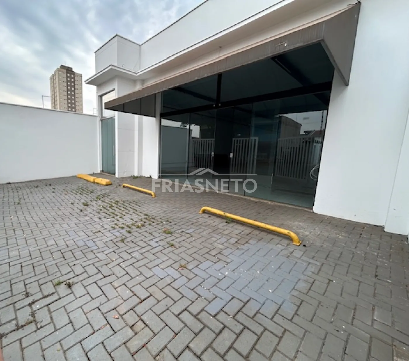 Alugar Comercial / Salão em Piracicaba R$ 5.800,00 - Foto 2