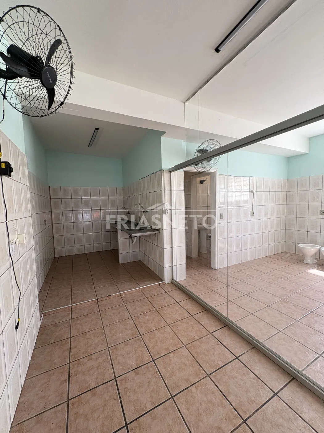 Alugar Comercial / Salão em Piracicaba R$ 2.400,00 - Foto 7