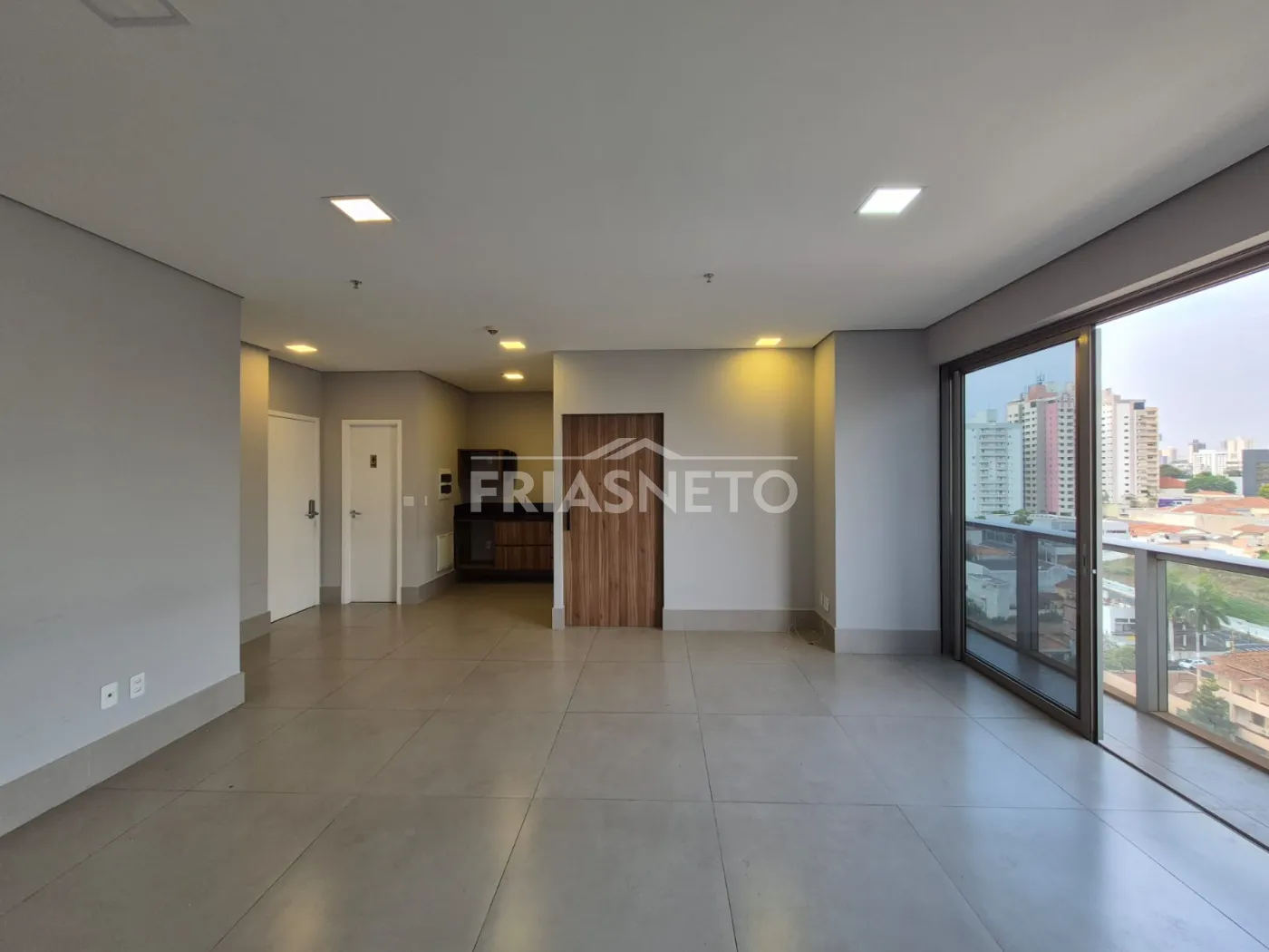 Alugar Comercial / Sala em condomínio em Piracicaba R$ 6.500,00 - Foto 5