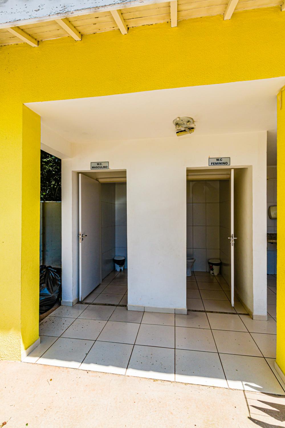 Apartamento com ótima localização no Bairro Piracicamirim com dois dormitórios; Banheiro, uma garagem com elevador 7° andar., perto de supermercado, postos de gasolina, farmacias e bancos.