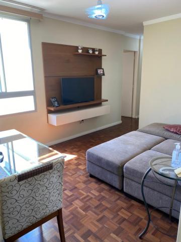 Apartamento de 2 dormitórios disponível para venda no bairro Nova América em Piracicaba/SP. Com uma área construída de 61,46m², este imóvel oferece conforto e praticidade para você e sua família.

O apartamento conta com 2 quartos, sala de estar com painel de TV, cozinha com gabinete, banheiro e área de serviço. Além disso, possui 1 vaga de garagem para maior comodidade.

O residencial está localizado em uma região privilegiada, próximo a escolas, supermercados, farmácias e com fácil acesso a transporte público.
O condomínio oferece excelente área de lazer, com piscina, playground, quadra, salão de festas e churrasqueiras. Aceita financiamento e FGTS.

Não perca a oportunidade de morar em um imóvel aconchegante e bem localizado. Entre em contato conosco e agende uma visita!

OBS: Não fica a TV e maquina de lavar