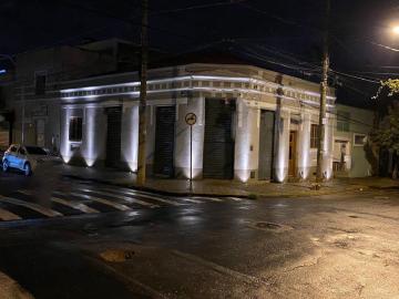 Salão comercial para alugar Próximo a Rua do Porto em Piracicaba

Salão comercial de esquina próximo a Rua do Porto, uma das ruas mais lindas localizada em Piracicaba

Parte superior contendo dois banheiro e uma parede com saída de água e esgoto, com a possibilidade de uma futura cozinha.
 Parte inferior com um banheiro e amplo salão.


