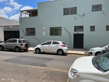 Excelente imóvel com vocação comercial.

Imóvel com 243,00 m² de área total, próximo a Rua Governador Pedro de Toledo. 
- Recepção, 05 salas sendo uma com banheiro interno, copa, 02 banheiros com adaptação PNE e 01 garagem interna
- Acabamento do imóvel todo em porcelanato e com infra para ar-condicionado.

