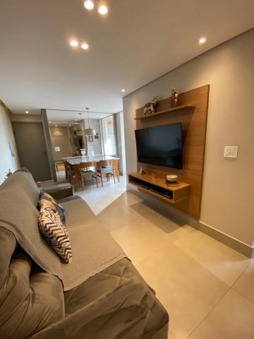 Apartamento para alugar no centro de Piracicaba de 3 dormitórios, maravilhoso, todo reformado, completo de armários, piso porcelanato, papel de parede, gesso, iluminação diferenciada 
*Sem Mobília*