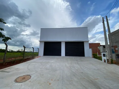 Galpão para alugar no bairro Campestre, em avenida de grande fluxo, próximo de vários comércios, com acesso fácil a rodovias.
Lado esquerdo são:
Total 242,12m²
5,97 de frente
8,79 de fundo
156,20 de vão livre 
85,92 de mezanino
Pé direito do salão é de 6m 
Pé direito do mezanino é de 2,95m
2 vagas de recuo

Lado direito são:
Total 259,27m²
 5,82 de frente
 6,14 de fundo
 168,30m de vão livre 
 91,27 de mezanino
Pé direito do salão é de 6m 
Pé direito do mezanino é de 2,95m
2 vagas de recuo

