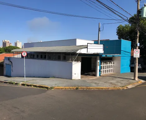 Amplitude e localização definem este imóvel, em um dos bairros mais nobres da cidade de Piracicaba, o Vila Rezende. O salão fica próximo a diversos comércios e serviços incluindo escolas, varejão, padarias, supermercados, entre outros, além de estar em ponto de fácil acesso a Avenida Dona Lídia, uma das principais do bairro. 
- 256m² de área útil; 
- 3 salas; 
- 2 banheiros; 
- Cozinha; 
- Piso inferior com depósito, 2 salas e 1 banheiro. 

Agende sua visita!