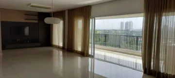 Apartamento para alugar na região central de Piracicaba, em localização privilegiada e no renomado Condomínio Residencial Palladio. 
- 233,73m² de área útil;
- Sala 3 ambiente; 
- Ampla sacada gourmet; 
- Vista panorâmica; 
- Lavabo; 
- 4 suítes com armários, sendo 1 com closet e 1 com sacada; 
- Cozinha ampla planejada e mobiliada; 
- Despensa; 
- Área, quarto e banheiro de serviço.
- 4 vagas de garagem.

Condomínio com ótima infraestrutura, principalmente para área de lazer: saunas (masculina e feminina), brinquedoteca, salão de festas, salas de jogos (infantil e adulta) sala fitness, espaço gourmet, piscinas (adulto, infantil e raia) fonte, pista para caminhada e quadra de tênis. Portaria blindada.

Agende sua visita!