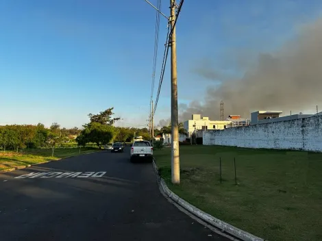 Terreno de esquina comercial com 257,62 m² totalmente plano. (temos mais um lote encostado de mesmo tamanho podendo dobrar o tamanho)