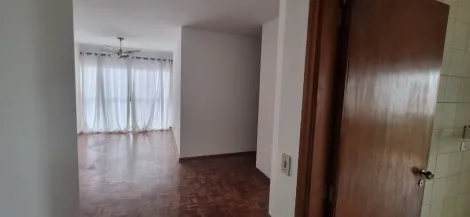 Excelente apartamento com 82 m², sendo sala 2 ambientes, cozinha planejada, 3 dormitórios sendo 1 suíte, banheiro social e lavanderia. Possui 1 vaga de garagem