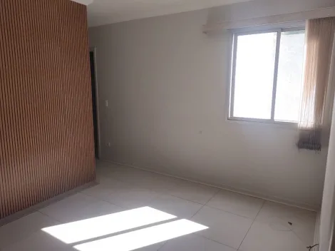 Lindo apartamento para alugar no bairro Dois Córregos em Piracicaba

Apartamento conta com:
Sala, cozinha com armários e lavanderia.
01 banheiro com box
02 quartos com armários planejados
01 vaga de garagem

Condomínio conta com ótima área de lazer e portaria 24hrs.

Agende sua visita com corretor Frias Neto e conheça.