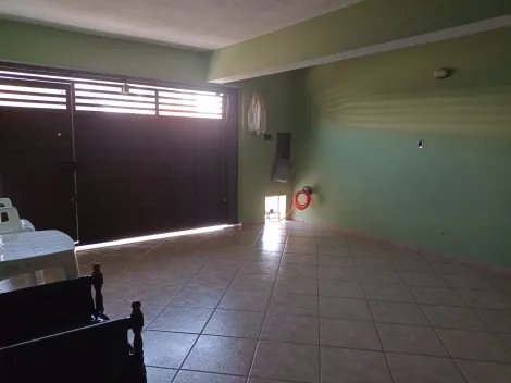 Casa para vender na cidade de Piracicaba - Chácaras Nazareth II
Casa com 2 dormitórios, sala, cozinha, banheiro social, lavanderia, garagem coberta e banheiro externo.