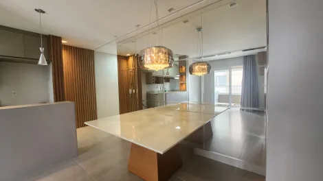 Lindo apartamento  na Av Independência, em Piracicaba.
 possuí 54,34m² de área útil, sol da manhã, armários no dormitório, os ambientes sala com espelho e cortinas, banheiro com cuba e box, cozinha e lavanderia planejada, ampla sacada; e 01 vaga no sub solo.
Localização privilegiada, próximo da Santa Casa, farmácia, bancos e supermercado. Aceita financiamento.