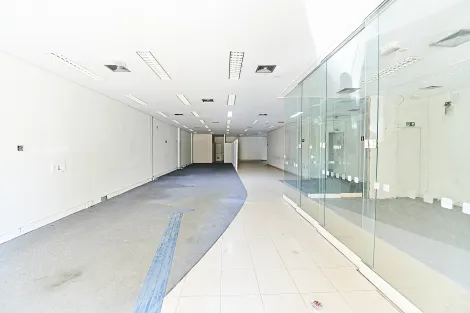 imagem 4 - Imóvel comercial para locação em Piracicaba na ao Lado da Praça Takaki. imagem 4 - Imóvel comercial para locação em Piracicaba na ao Lado da Praça Takaki.