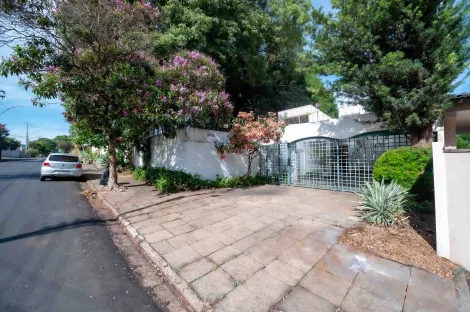 imagem 3 - Casa à venda - Espaço, tranquilidade e localização privilegiada imagem 3 - Casa à venda - Espaço, tranquilidade e localização privilegiada