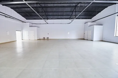imagem 5 - Excelente imóvel comercial de esqeuina para alugar no centro de Piracicaba. imagem 5 - Excelente imóvel comercial de esqeuina para alugar no centro de Piracicaba.