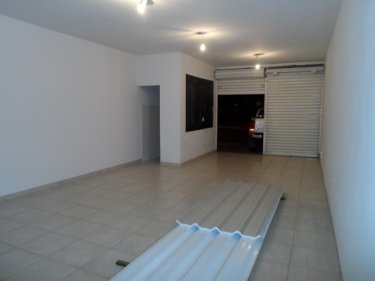 imagem 2 - Salão em avenida, com 44m² com banheiro e vaga de recuo. Primeira Locação. imagem 2 - Salão em avenida, com 44m² com banheiro e vaga de recuo. Primeira Locação.